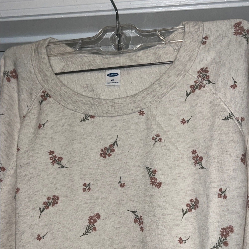 Old Navy Floral Cream Sweatshirt - Picture 2 of 6